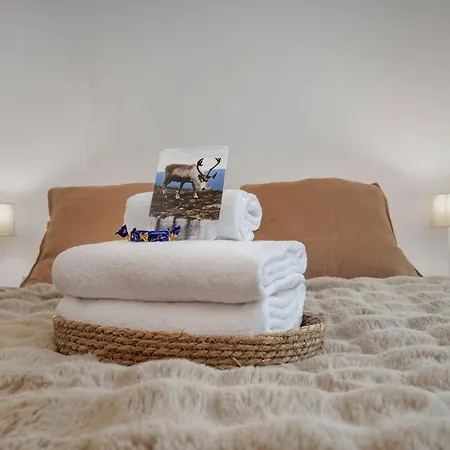 公寓 Woodland Snow House Hosted By Hygge Host 罗瓦涅米